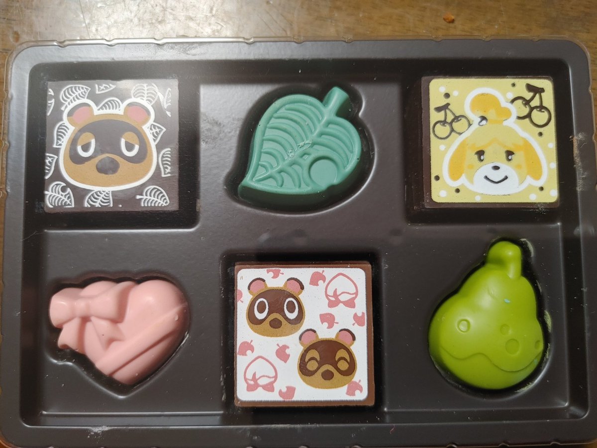 自分用にGODIVAのチョコレート買ったです🎵