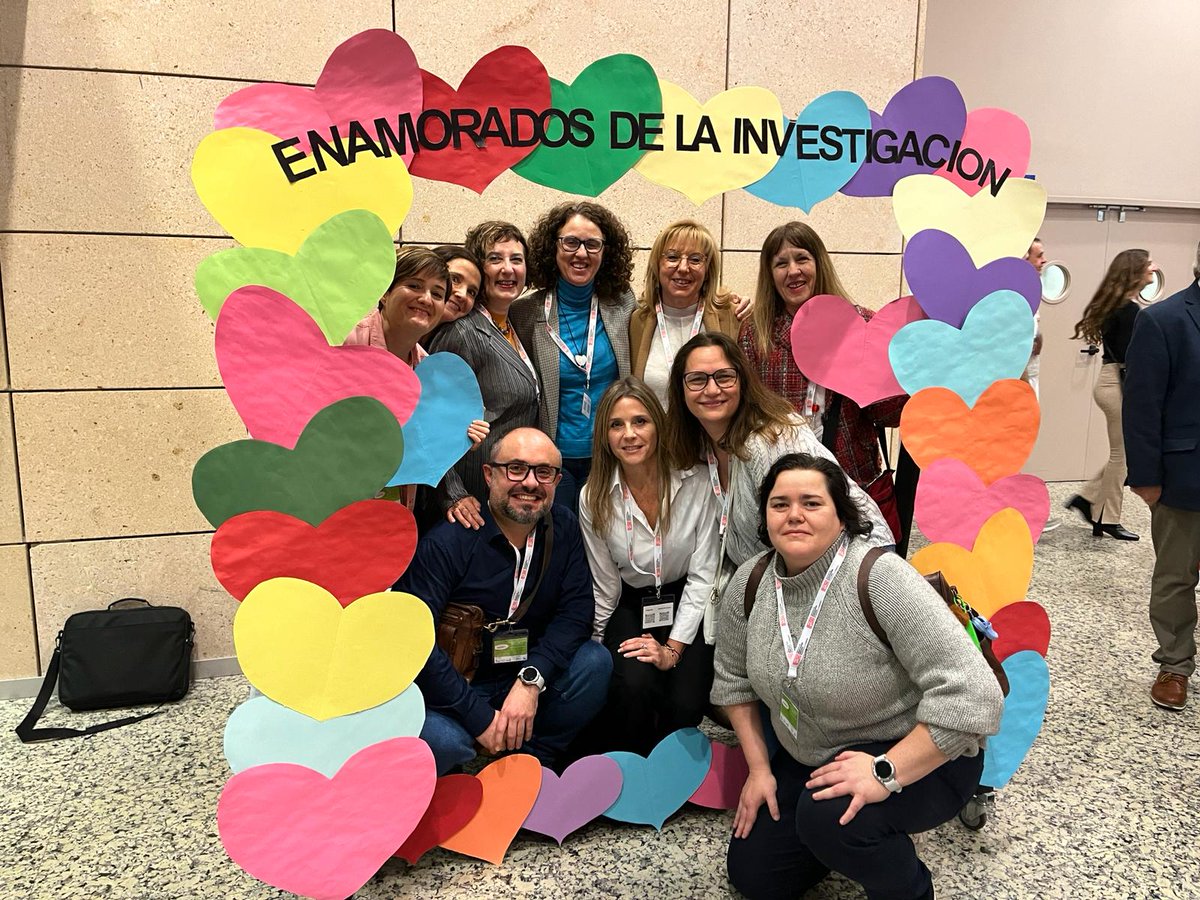 excelenciaencu1's tweet image. Enfermeras de Castilla-La Mancha apasionadas por la investigación aplicada a la mejora de los cuidados y resultados en salud de los ciudadanos. Hoy en #IDISCAM, aprendiendo y compartiendo conocimientos @EnfermrasBPSOab @enfermerabpsoa2 @enfermerasbpso @excelenciaencu1