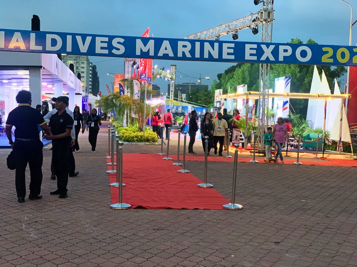 ceylincomv's tweet photo. Thank you to all our valued customers and friends who visited our Ceylinco Insurance stall at Maldives Marine Expo 2024! https://t.co/8BqMYllcN1