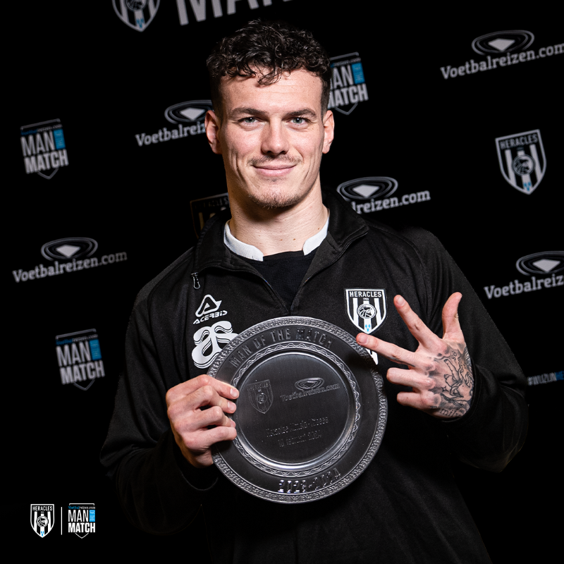 HeraclesAlmelo's tweet photo. Jizz Hornkamp overtuigend de https://t.co/NXCvzJ7GCE Man of the Match van #HERVIT 🥇
#WijZijnHeracles