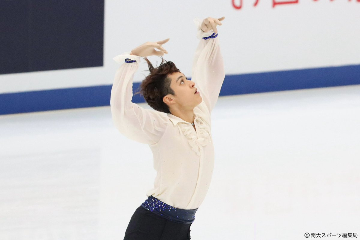 kandaisf's tweet image. こんにちは！関西大学体育会アイススケート部フィギュア部門です⛸
2023年12/21-24にビッグハットに於いて開催された第92回全日本フィギュアスケート選手権大会の結果についてお知らせします🔥　

［男子最終結果］
 12位 片伊勢武
 23位 木科雄登

［女子最終結果］
20位 鈴木なつ
22位 白岩優奈