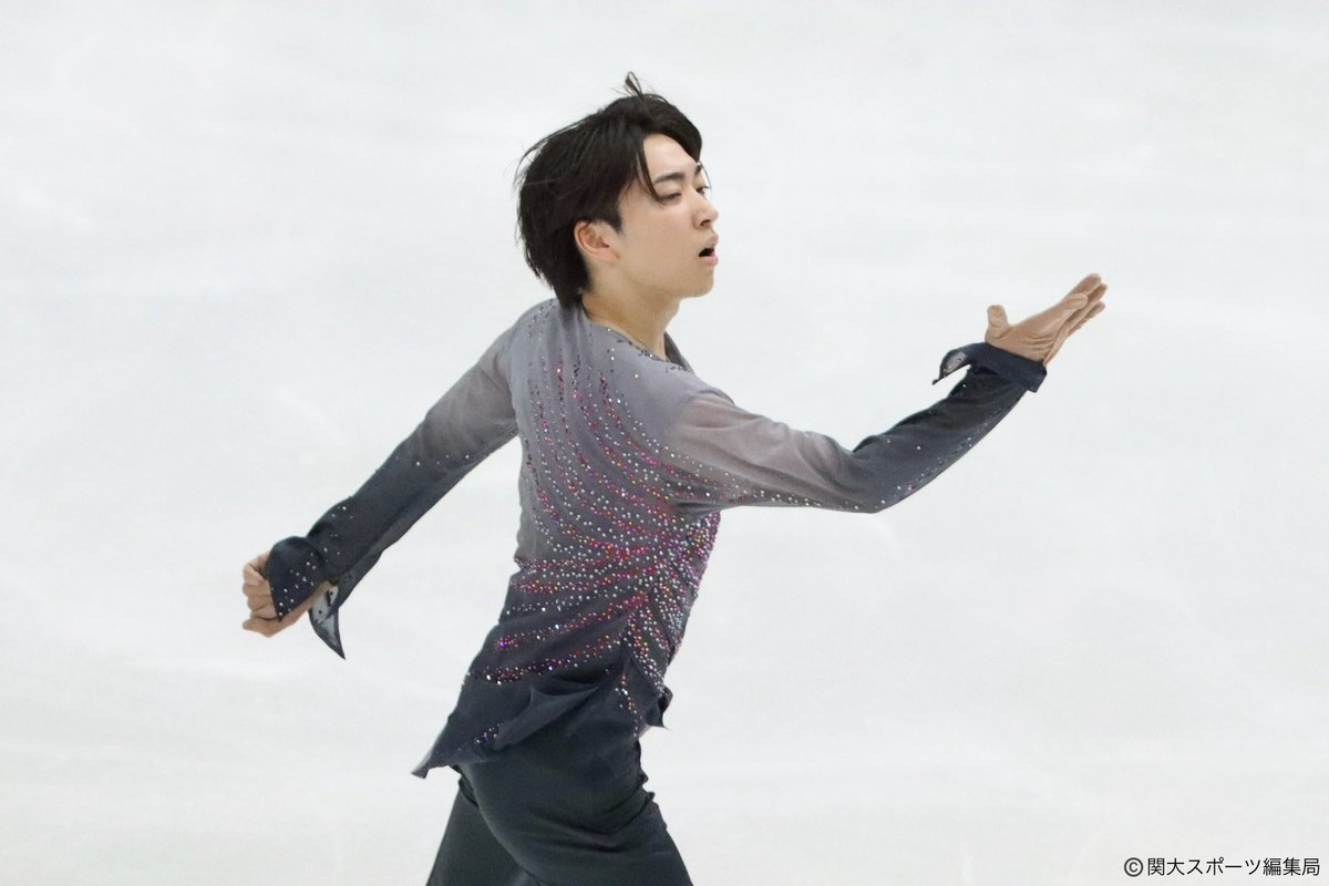 kandaisf's tweet image. こんにちは！関西大学体育会アイススケート部フィギュア部門です⛸
2023年12/21-24にビッグハットに於いて開催された第92回全日本フィギュアスケート選手権大会の結果についてお知らせします🔥　

［男子最終結果］
 12位 片伊勢武
 23位 木科雄登

［女子最終結果］
20位 鈴木なつ
22位 白岩優奈