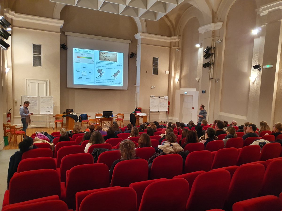 Formation au principe de laïcité et aux valeurs de la république-DJ2 à Chalons en Champagne avec les enseignants  et AESH. Apprendre à exercer son esprit critique à partir d'un exercice "dragon et dinosaure". #CircoCN