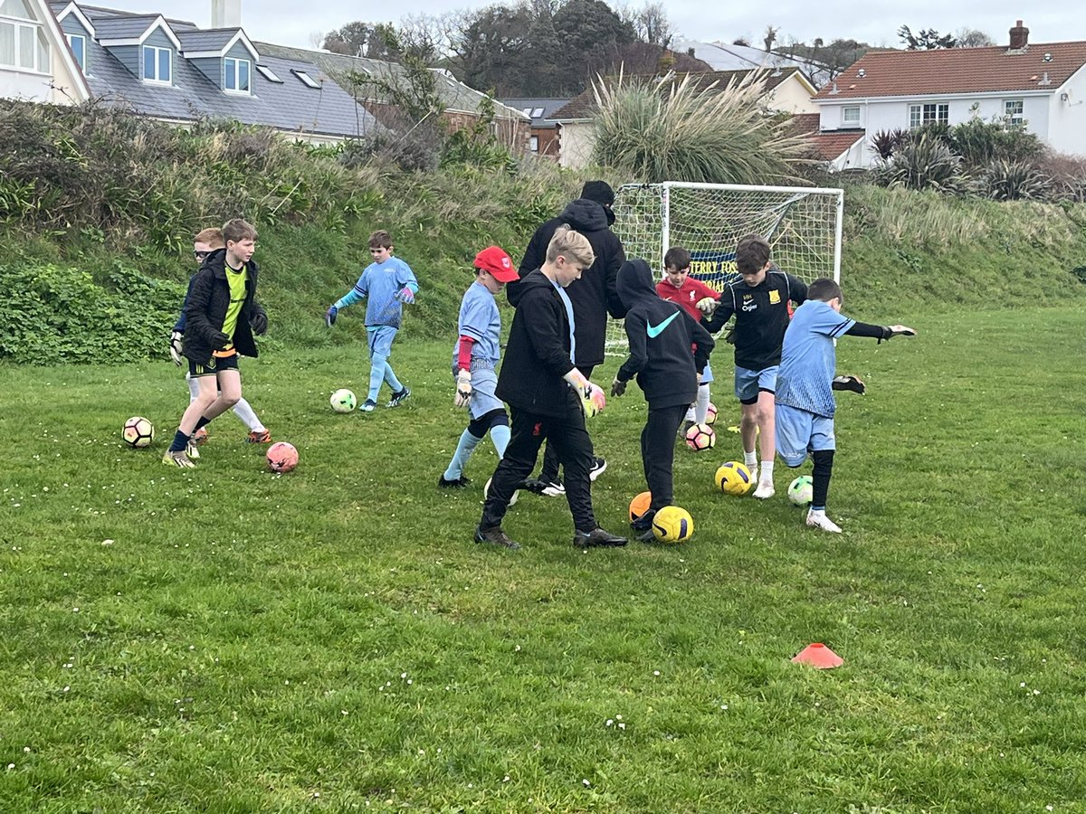 Shotstoppers tweet media