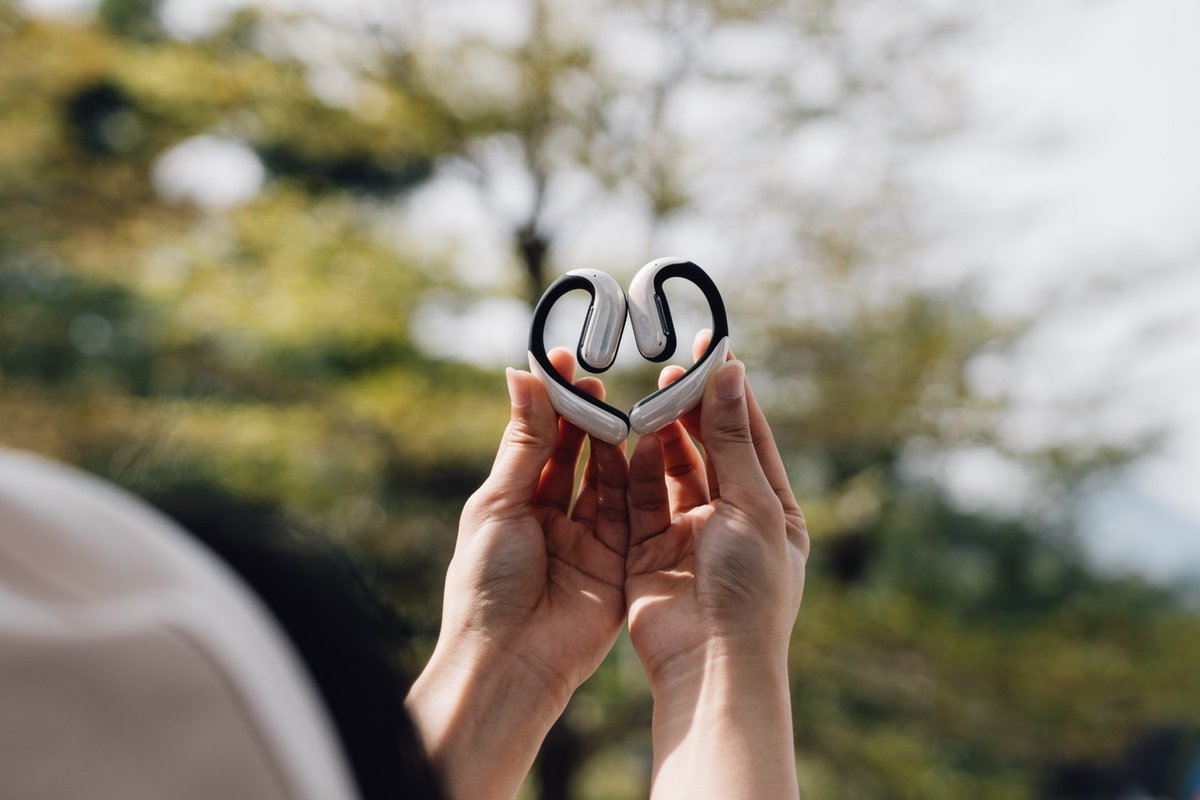 Oladance_OWS's tweet photo. Love has come back around with sound π€© π
Endless tunes = Endless love π π§ #OWSPro #CreatingSoundToLiveWith #oladance #ValentinesDay https://t.co/DKgMViwCBt