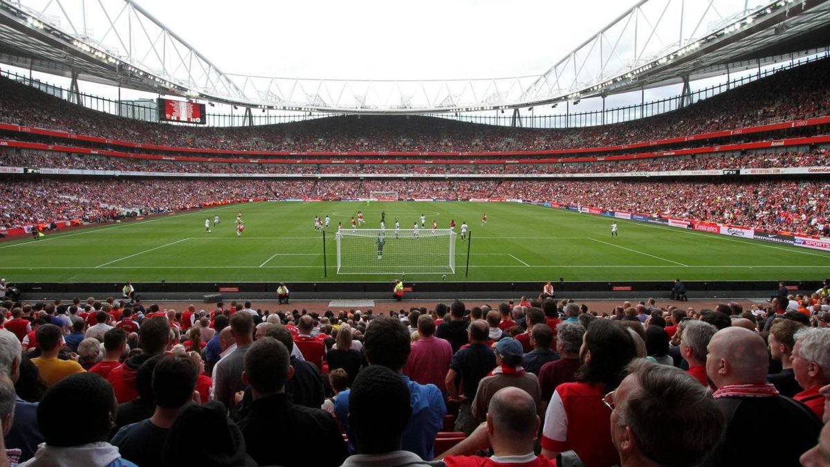 CameronRhodes78's tweet photo. 🎉 What a win for Arsenal at the Emirates Stadium! 

The boys played marvelous football and achieved a victory over Aston Villa! ⚽️🔴 

#Arsenal #EmiratesStadium #VICTORYMONDAY  #football https://t.co/UOzSXmrPHF