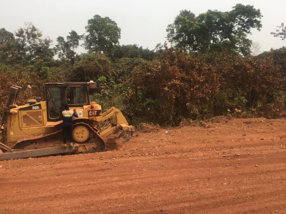 abenbebom_233's tweet photo. Ongoing Construction of #Agona #Swedru To Agona #Nsaba Road in the Central Region.
#BuildingGhanaTogether
#TheNextChapter https://t.co/3uPyWQBDaM