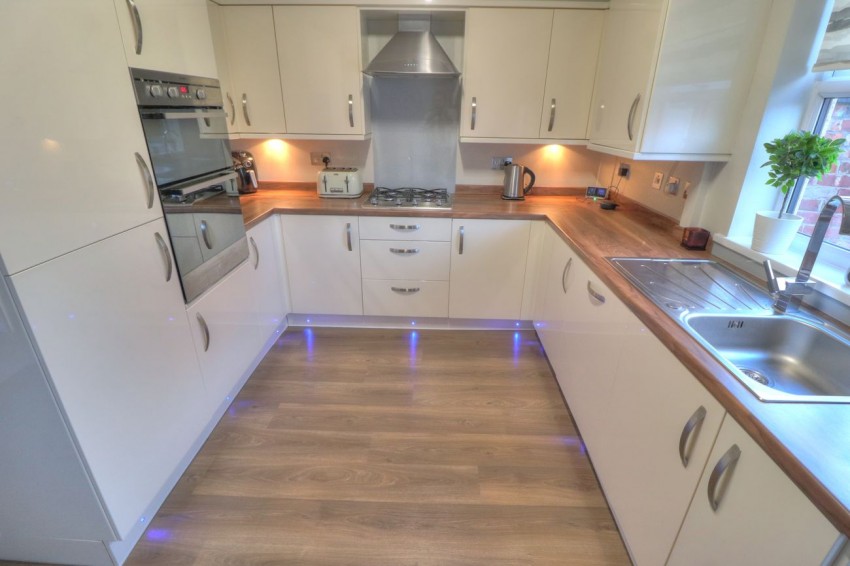 Movuno Estate Agent tweet media