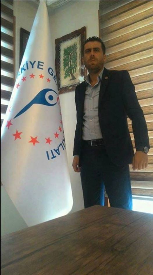 karabatak4's tweet photo. Göt suratlı piç Volkan Uzun hala toplum içinde dolaşıyor. Kendisine emanet edilen 3 aylık yavru köpeği ciğerleri yırtılıp makatı kopana kadar tecavüz edip öldürdü. Kendisine sövenlere tazminat davası açıp zengin oldu. Unutma unutturma!  #katil #ibrahimkeloğlan https://t.co/1UWDNMfLal