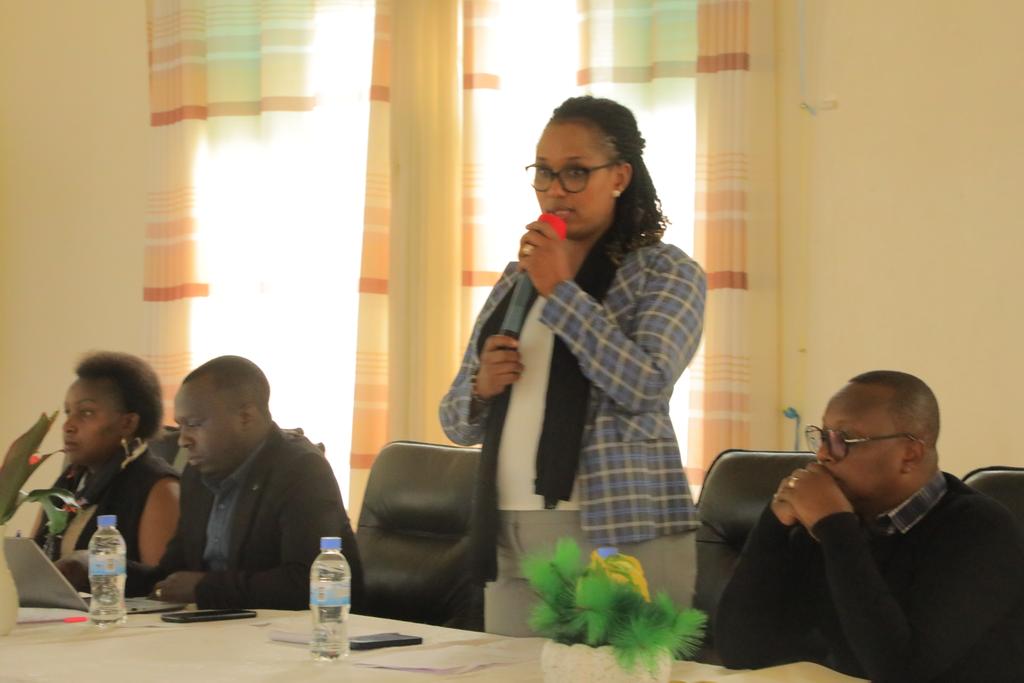 RutsiroDistrict's tweet photo. Kuri Hotel Ibigabiro Rutsiro hateraniye inama y'inteko rusange y'abafatanyabikorwa b'Akarere ka Rutsiro. Akarere ka Rutsiro gafite abafatanyabikorwa basaga 140 bateganya gukoresha ingengo y'imari isaga miliyali 10. @RwandaLocalGov @RwandaGov @RwandaWest @Kayitesidative1 https://t.co/CEjlEEQGUO