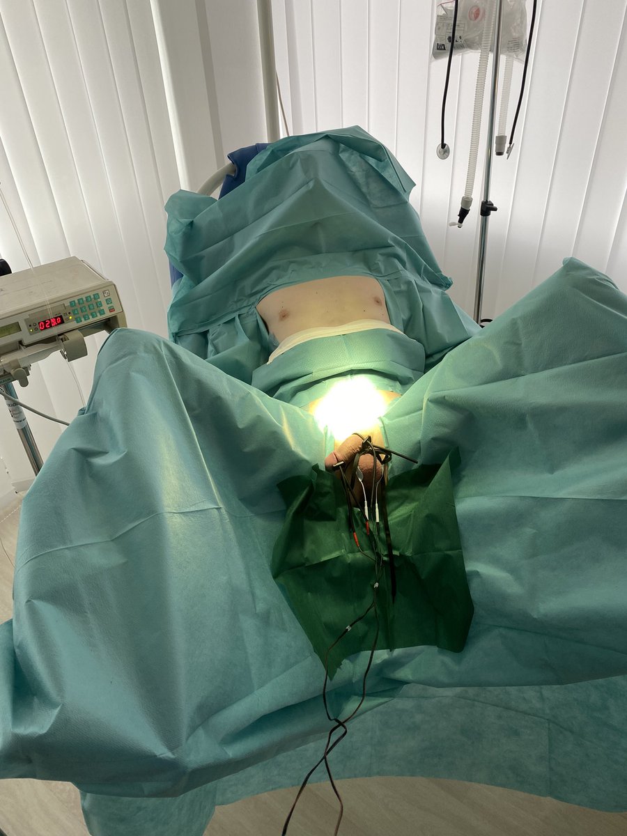 BellatrixDouleu's tweet photo. Danke an @BrbClinic für die absolut geoßartigen Abdeck-Sets😍😍😍 Next Level Op-Simulation!!! Ich liebe es so so sehr🥰🥰🥰🥰🥰
#fetischklinik #klinikfetisch #surgicalfetish #opfetisch #opsimulation #medicalmistress #medfet #medicalfetish https://t.co/M1BN5btfYC