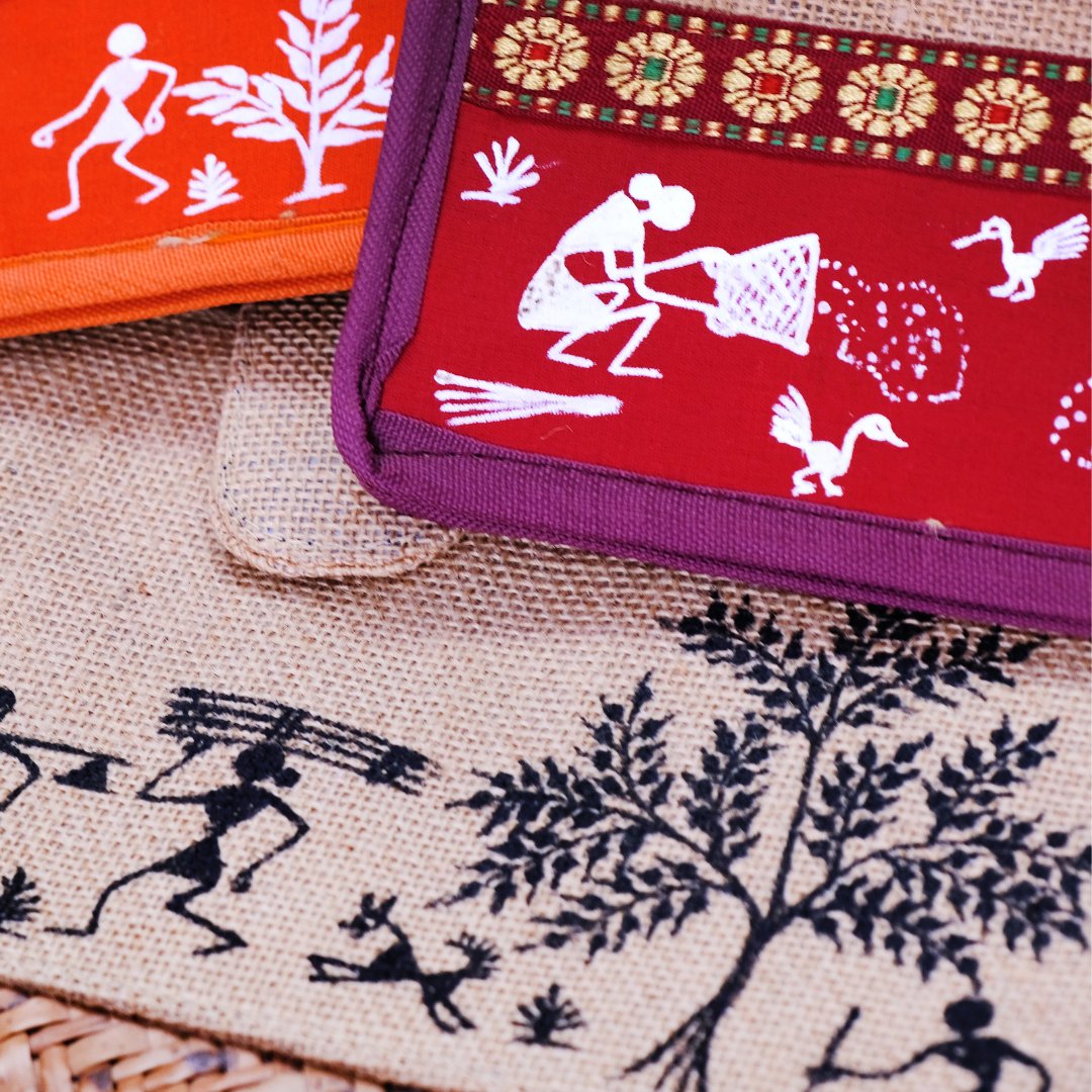 WardownHouse's tweet image. Join us for Warli Art on February 20, during @FullHouseTheaCo's Half Term Feb Fest!

🎨 A fun filled hour exploring the wonderful world of Warli Art, a tribal art form from India dating back to the Neolithic period. Book 🎟️ at culturetrust.com/whats-on/warli… #WarliArt #FebFest #Luton