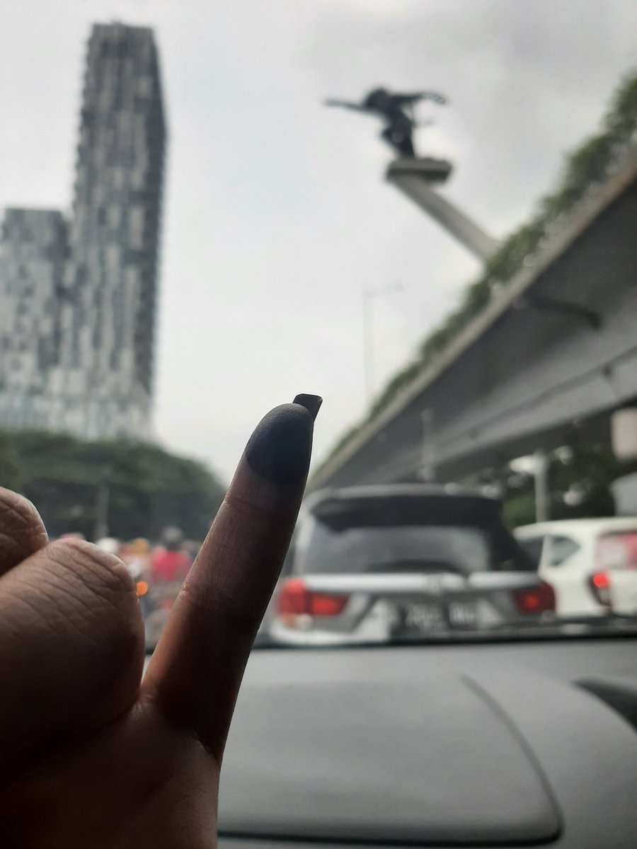 eenakezya's tweet photo. @Widino Pulang nyoblos dari setiabudi...rumah di citayam #Pemilu2024 https://t.co/Ctk8Hk6W0k