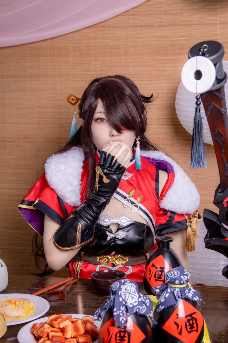 cosplay

원신 - 북두
Genshin Impact - Beidou

『 우와, 이 근사한 한 상이 전부 날 위해 준비한 거라고? 그럼 사양하지 않을게! 』

📸 - <a href="/internkunPhoto/">InternKunPhoto</a> 
studio - <a href="/Rans_Studio/">란즈 스튜디오</a> 

#cosplay #コスプレ #HoYoverse
#genshinimpactcosplay
#原神 #北斗 #원신 #북두의생일