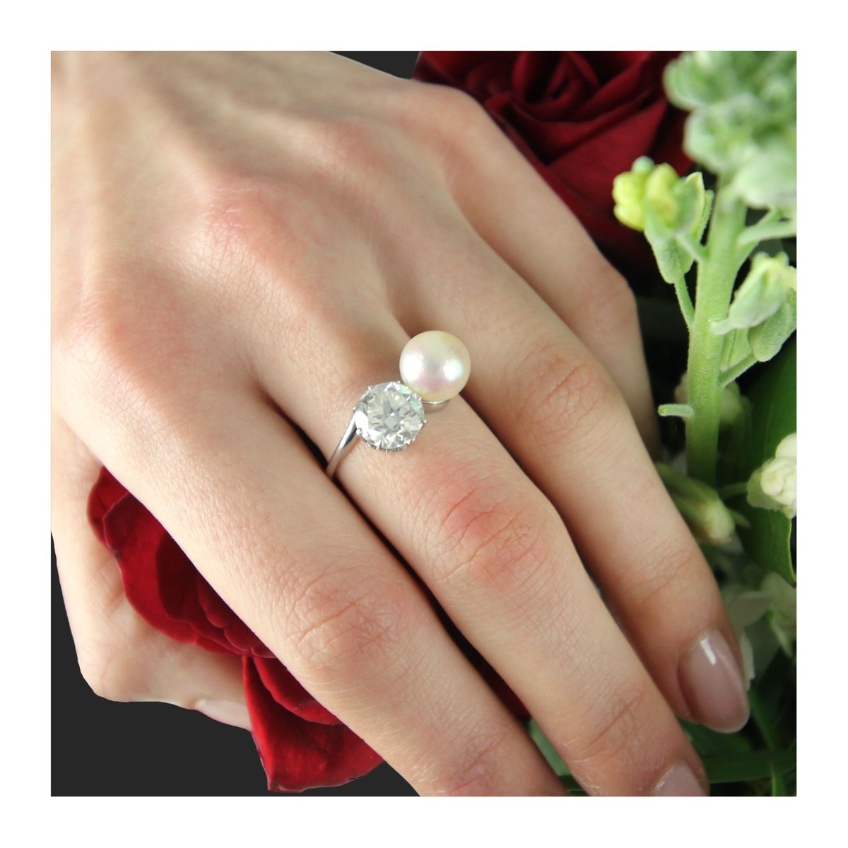 Our Valentines Day auction has begun! Included is lot 246, this beautiful diamond and untested pearl ‘toi et moi’ ring. Translating to ‘you and me’ the ‘toi et moi’ design symbolises a romantic union between two people.