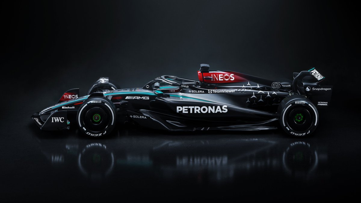 Introducing the Mercedes W15! 🤩

#F1 <a href="/MercedesAMGF1/">Mercedes-AMG PETRONAS F1 Team</a>