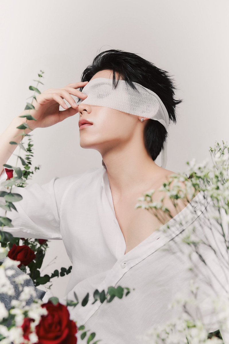 peatwasu's tweet photo. Love n Rose 🌹🤍 

#Peatwasu #CaptainPeat #BabyFeat https://t.co/YBvPrqjOsl