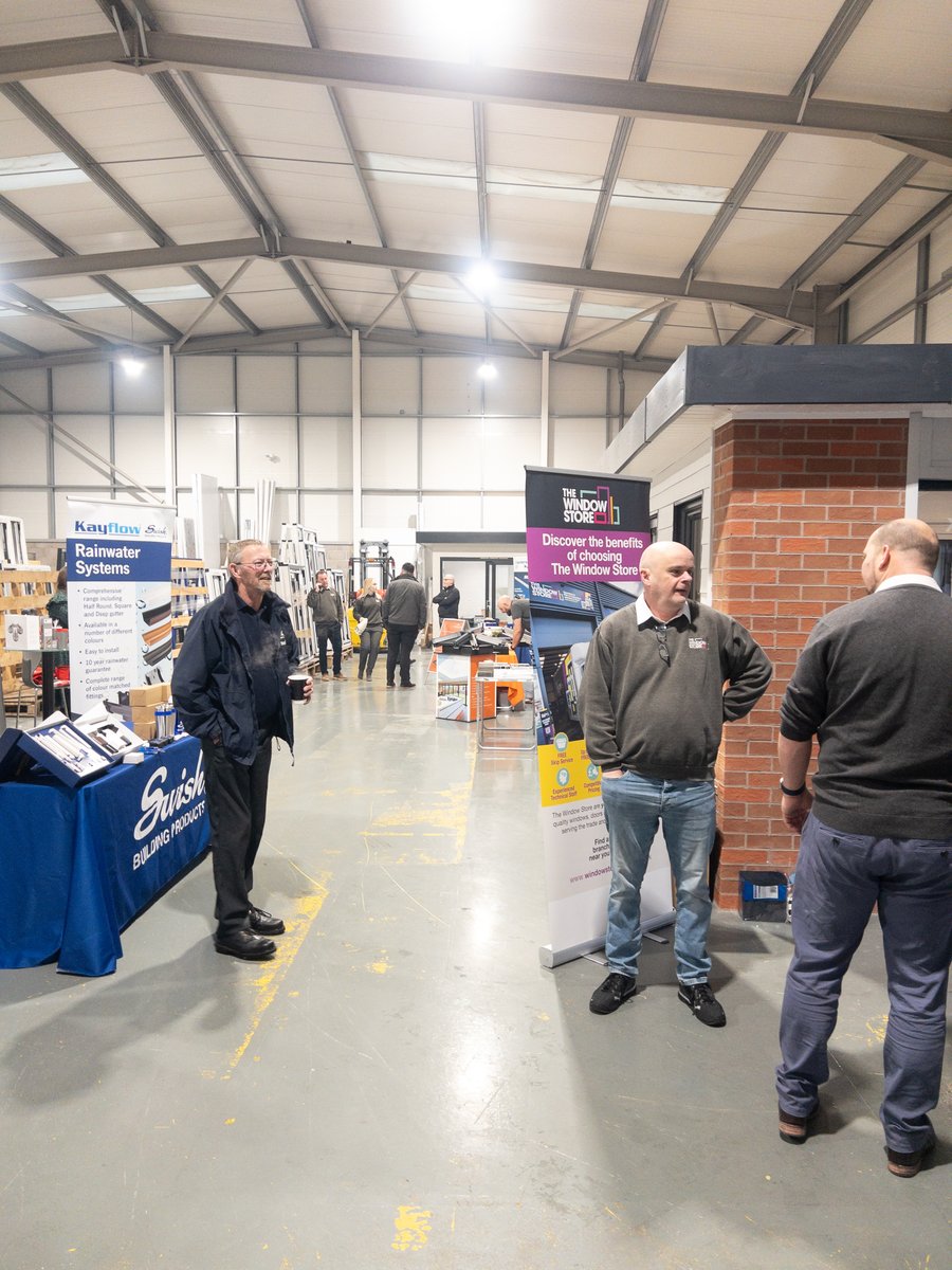 The Window Store tweet media