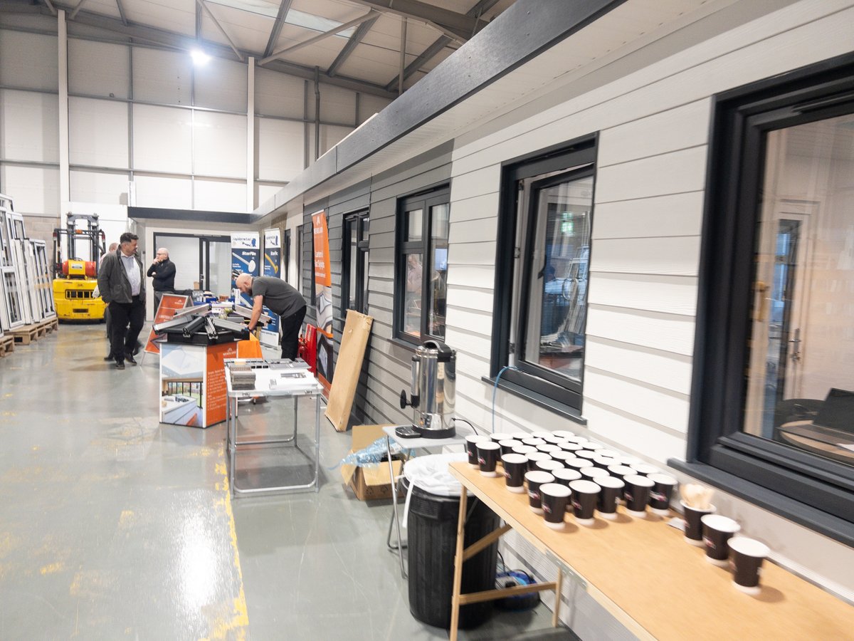 The Window Store tweet media