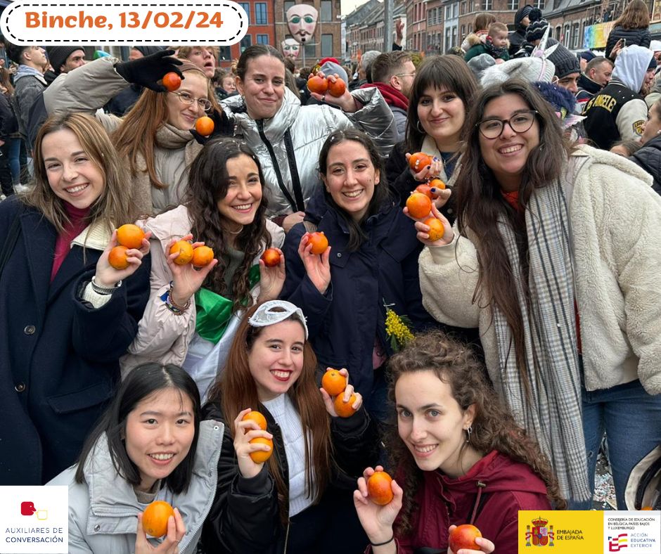 🎉Ayer nuestras auxiliares de conversación españolas en Bélgica celebraron Mardi Gras en el famoso Carnaval de Binche 🎭, patrimonio cultural inmaterial de la UNESCO desde 2003.  
#AcciónEducativaExterior 
#AuxiliaresDeConversación