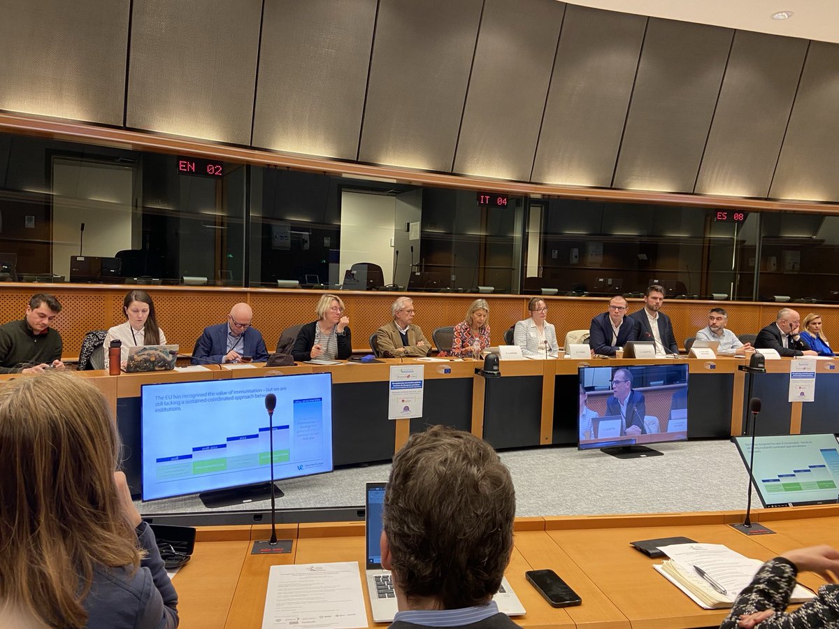 ⁦@laurentlouette⁩ ⁦<a href="/VaccinesEurope/">VaccinesEurope</a>⁩ “Time for action: we now need an #EU #immunisation strategy” as a next step of years of EU actions in the field to strengthen collaboration on vaccine-preventable diseases among EU Member States
