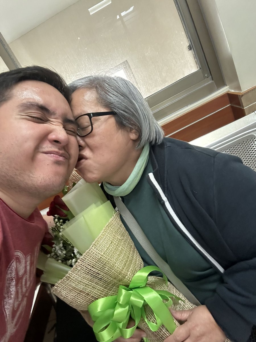 teejsosa's tweet photo. A different kind of Hearts Day today, but we still have extremely happy hearts because of Christ’s love. ❤️

Happy Hearts Day, mom and dad! 💗

Mahal na mahal ko po kayo! 🫶🏻🫰🏻 https://t.co/4tocXMnzXx