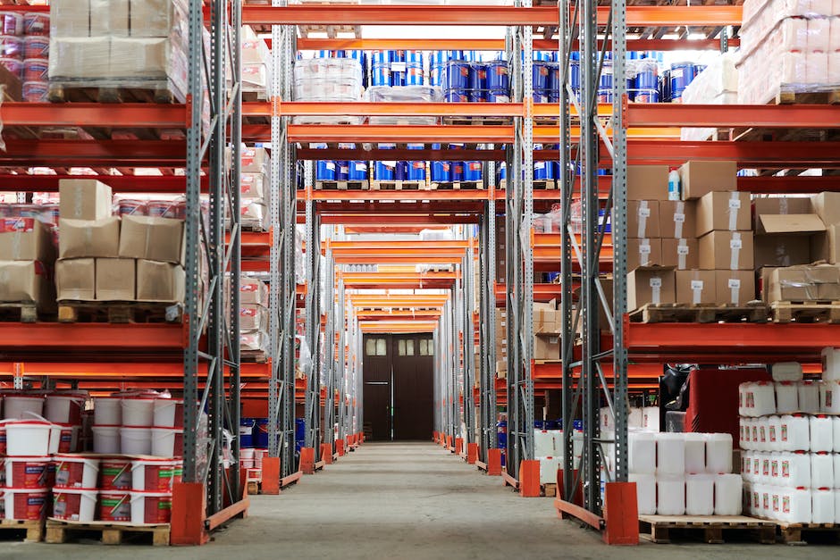 Reflect_Rect_Gp's tweet photo. RECRUITING NOW for a Warehouse Operative for a client in Newark. Working Monday-Friday, hours on a rotating pattern of earlies and days. Salary of £22,010.56. 25 days holiday included. Interested? See our website 👀 https://t.co/6ZeQjA8TEN or call Natalie Fox on 01636 700373. https://t.co/RLuuXKHwb1
