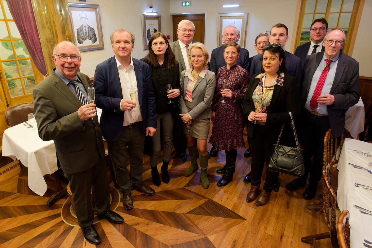 Wine Paris 🍇 : le SGV sensibilise les parlementaires sur les enjeux des élections européennes. « Au delà des programmes, nous jugerons du soutien à la filière en fonction des places sur les listes pour les proches et connaisseurs de la viticulture » a déclaré <a href="/maximetoubart/">Maxime Toubart</a>.