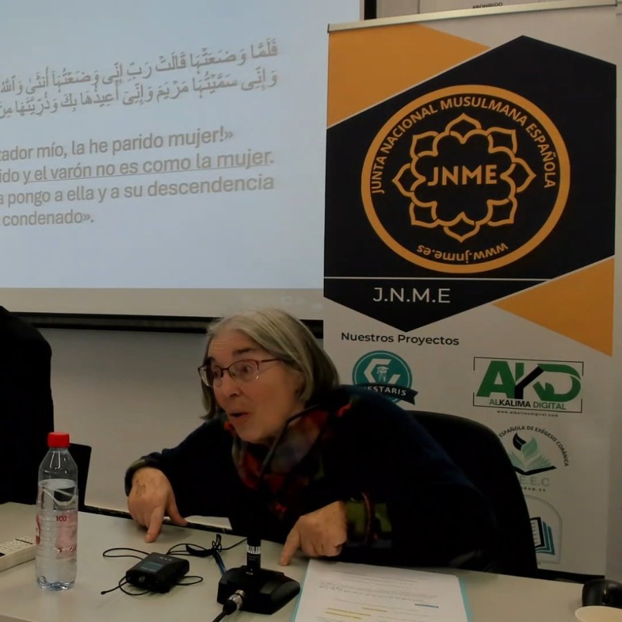 Seguimos apoyando y organizando. Para que no quede en el olvido, el 8 de febrero nos visitó Carmen del Río Pereda para hablarnos del "Feminismo coránico. Una revolución que impactará en las sociedades musulmanas de África" sobre la interpretación del Corán por mujeres africanas.