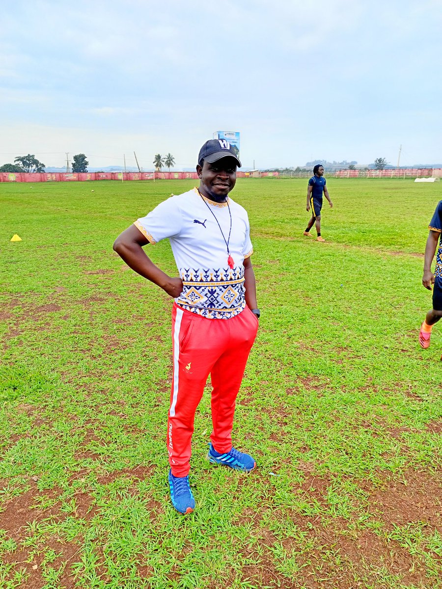 ♥️♥️⚽
Happy Valentines 🌷🌹🥀
#The doves
#tuva idhindha