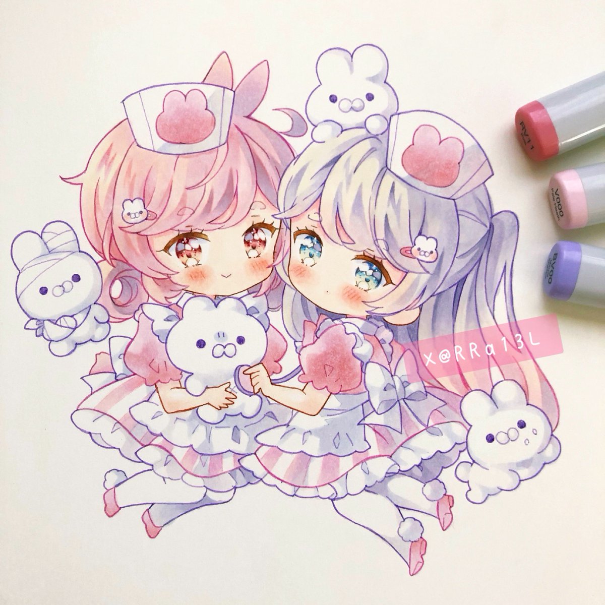 ニコ☺️　２個口 女の子二人のイラストを貼る見た人もやる