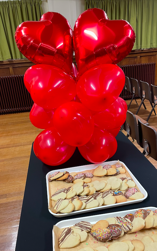 One of the many reasons I ❤️ working @DenbighHigh...! Starting the morning with Valentine's Day treats for all staff, a brilliant house competition and home made biscuits for breakfast!!! Thank you @sandrineflorand @LallcroftC and the amazing team who put this together! ❤️😍❤️