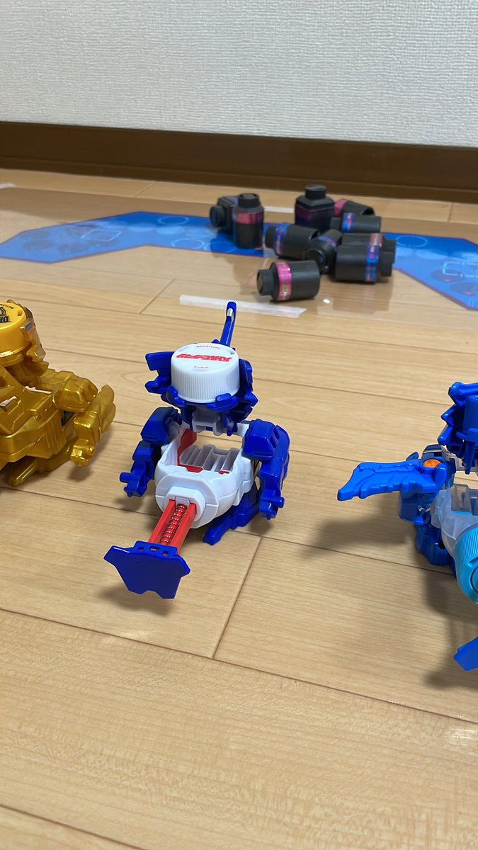 Asnar87156's tweet photo. どうしてもストライクが取れない
でも楽しい

#ボトルマン https://t.co/E64MRab1hv