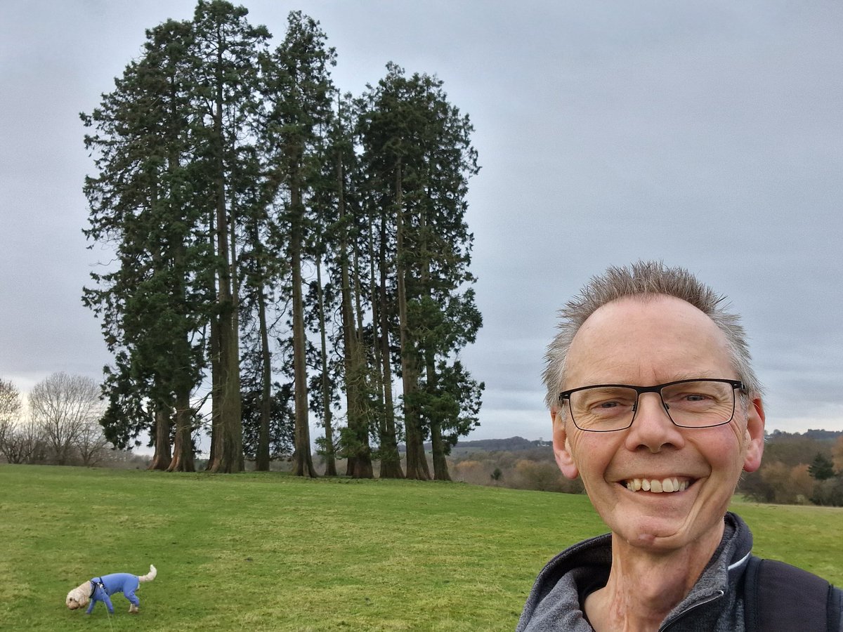 John_Dabell's tweet photo. Why bother associating with mood-hoovers, lemon squeezers and joy reducers when we can spend quality time with hope builders, chortle mongers and happiness blowers? https://t.co/d89kgqvczS