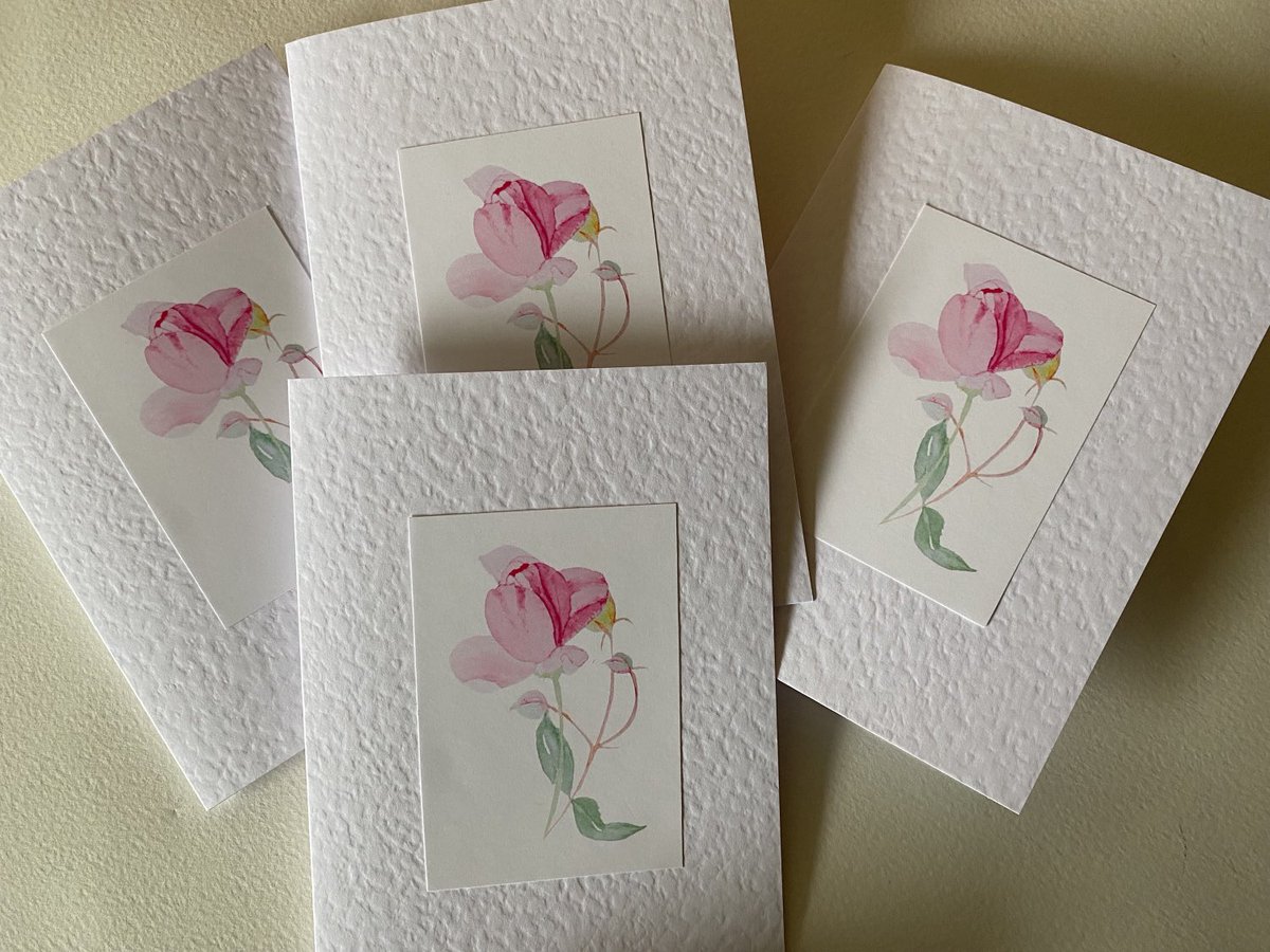 MormorJan's tweet image. Here are some roses for Valentine’s Day #elevenseshour have a lovely day everyone cardsbymormorjan.etsy.com/listing/256565… #MHHSBD #SMILEtt23 #SBS #CraftBizParty