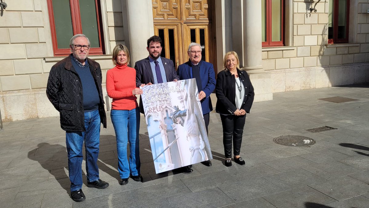 reus_cat's tweet photo. Presentació cartell i els actes de la Quaresma i de la Setmana Santa 2024 a Reus

La fotografia del cartell d'enguany és Cesc Escoda

https://t.co/AuFLYdzG9k

@ReusPromocio @ReusCultura #SetmanaSanta2024 https://t.co/KgVKLN4Ad9