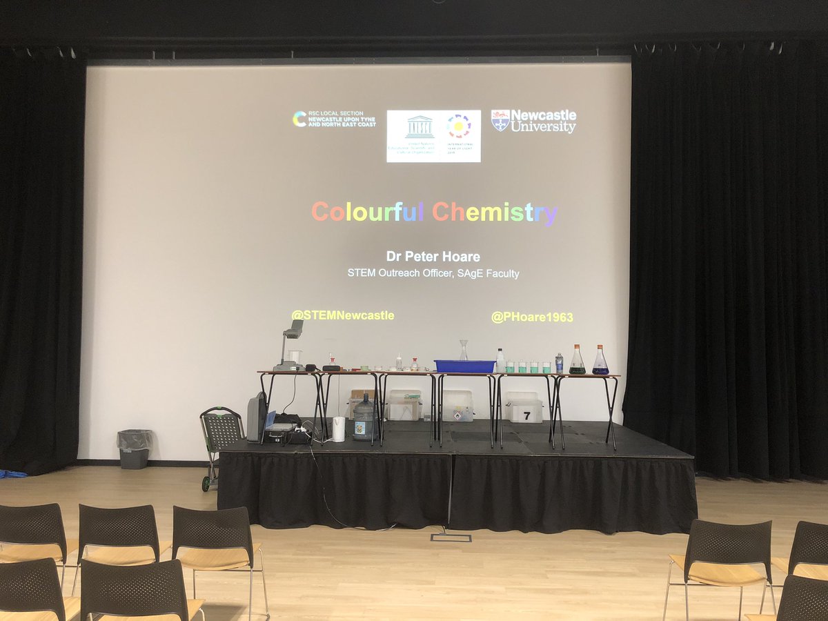 all set up at @sccachieve for my <a href="/STEMNewcastle/">Newcastle University STEM Outreach</a> <a href="/ChemistryNCL/">Newcastle Chemistry</a> Colourful Chemistry demo lecture today! 🌈🔥⚗️
To be followed by three sessions of Chemistry Smells (supported by <a href="/rscnutnec/">@RSCNuTNEC</a>) 😲