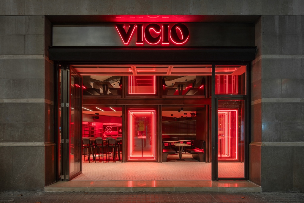 interiorcontra's tweet photo. "No somos una moda, sino una tendencias acerca de cómo las marcas van a comunicar a futuro", dijo Aleix Puig presidente de VICIO❤️

Artículo:
https://t.co/iOzHD8EOxL

#successful #tech #onlinemarketing #marketingdigital #socialmedia #digitalmarketing #technology #marketing https://t.co/vueMWtoPuP