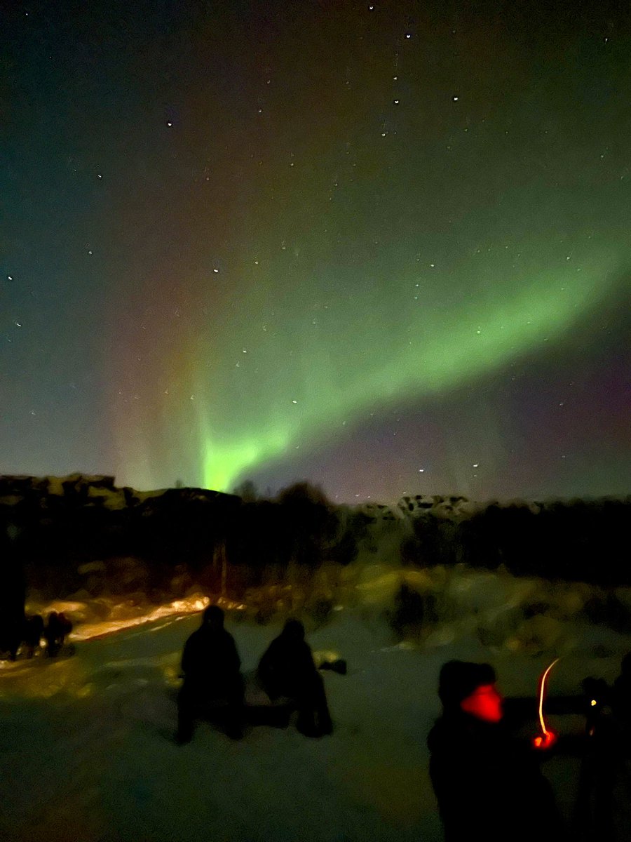 GarethHadlow's tweet photo. @SkyNews #iceland#northernlights https://t.co/mSA1NNYwEg