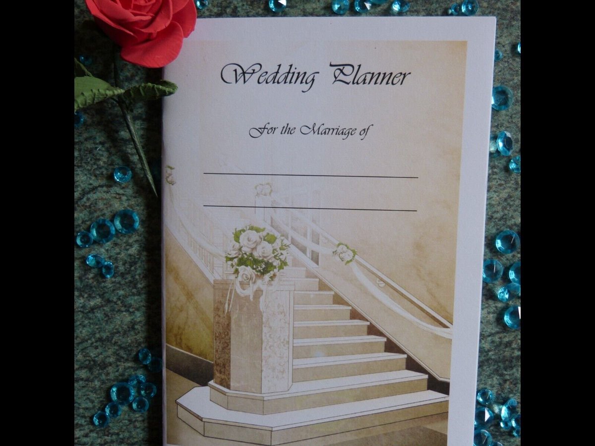 ebay.co.uk/itm/1456049047… 
Congratulations 🎉 if you've just got engaged💍 are you looking to plan your wedding. how about a handmade wedding planner  

#handmade #weddingplanning #valentinesengagements #love #wedding #ValentinesDay