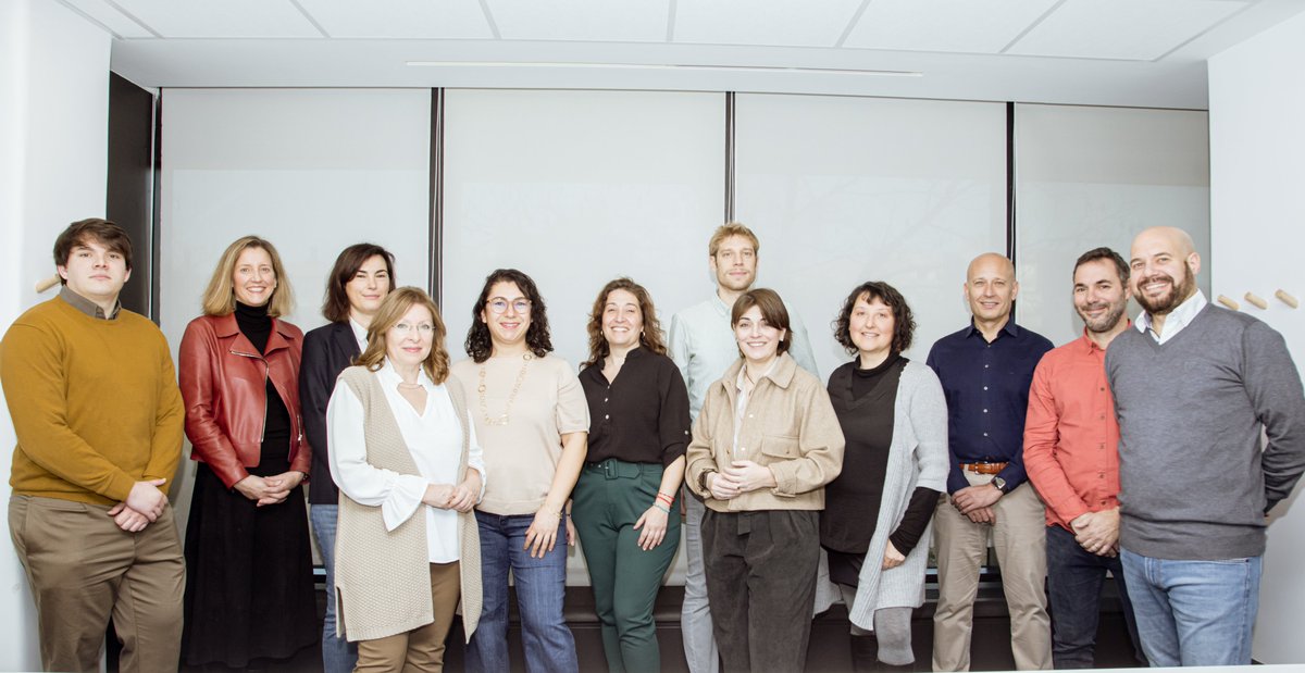 ProcircularS's tweet image. El modelo #Procircular reúne el #knowhow de Reclay Iberia con más de 10 años asesorando a clientes en España con la gestión de #envases y #residuos. Un plus que resolverá todas tus dudas sobre la #RAP.