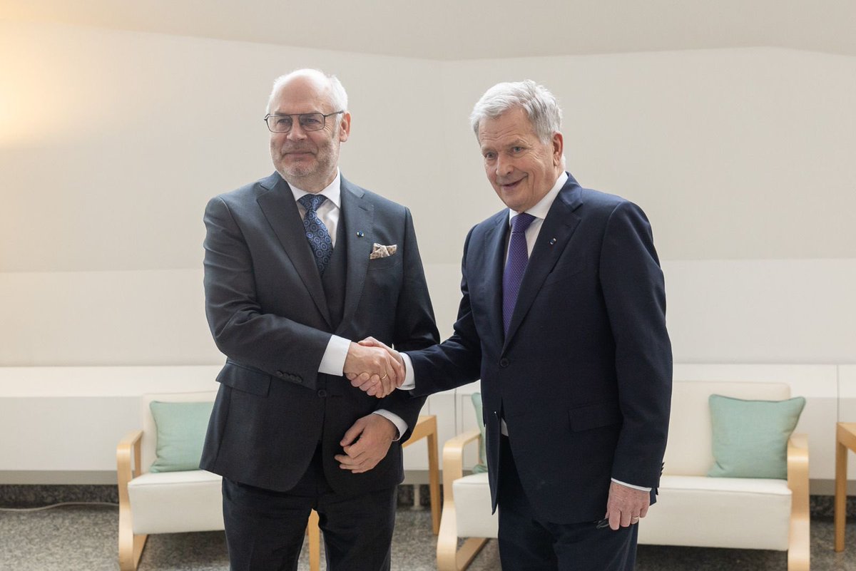 Was a pleasure to welcome President @AlarKaris to Mäntyniemi today. The cooperation between Finland and Estonia is strong and has only grown stronger. Thank you for your friendship over the years.