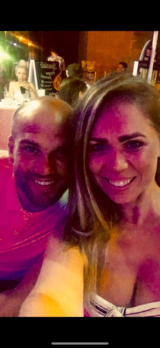 mandyevo1's tweet photo. Happy Valentine’s to my hubby @richyevans19  forgot how many of these we have covered ❤️ #throwback #rideordie https://t.co/8UHU20cweD