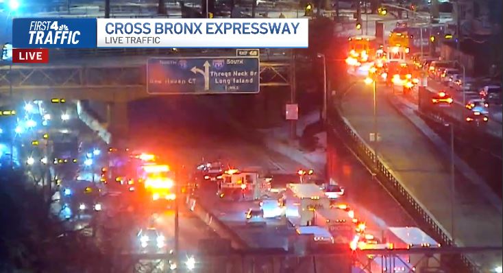 Accident: Cross Bronx Expwy EB Closed at Exit 5A/White Plains Rd
WB - Left Lane Closed
