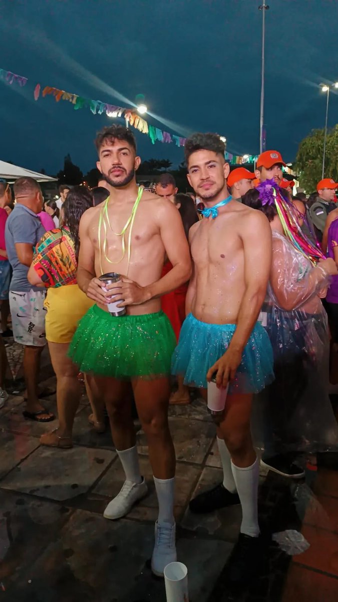 john_jfs2's tweet photo. Docinho/Lindinha🎊 #Carnaval2024 https://t.co/DTL50l3lon