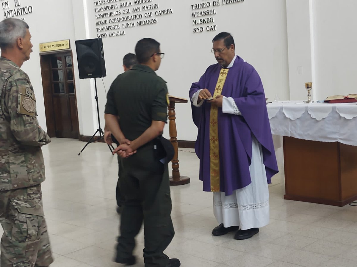 Comando Conjunto Antártico tweet media