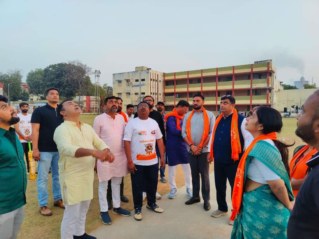 hemabhattbjp's tweet image. ગાંધીનગર સાંસદ ખેલ મહાકુંભ સ્પર્ધા અંતર્ગત ગાંધીનગર ઉત્તર વિધાનસભાની GNPL મેચ રમાડવાનો શુભારંભ કરવામાં આવ્યો.
#glpl 
#AmitShah