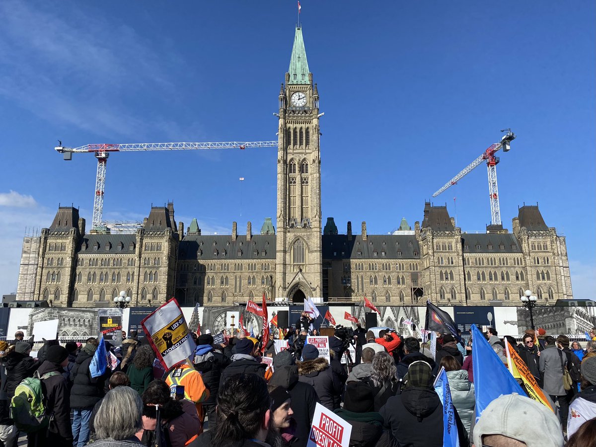 FriendsMedicare's tweet image. We’ve had an incredible last few days of advocating for our public health care at the @HealthCoalition #HealthAndHope lobby in Ottawa!

100+ workers &amp;amp; activists from across Canada came together to stand up for people over profits—Our voices are stronger together!

Add yours!👇1/2