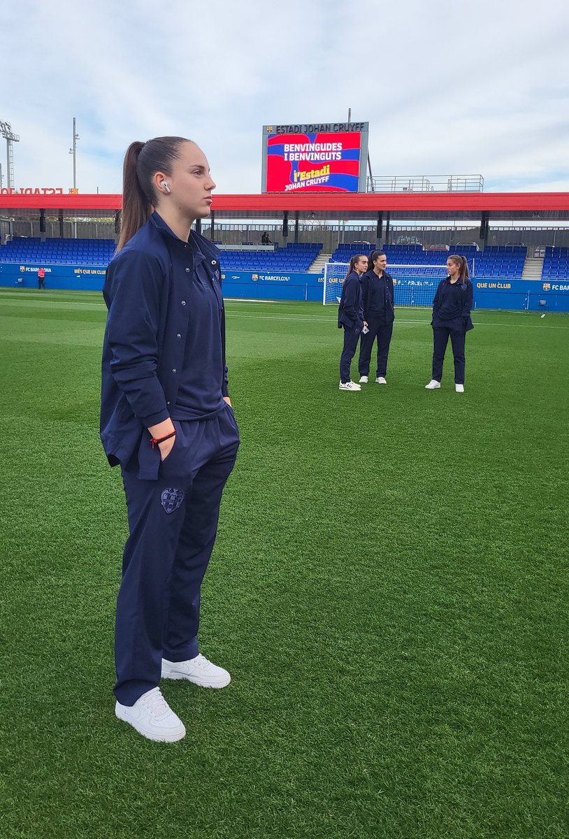 LUDfemenino's tweet photo. 📍🏟 Estadi Johan Cruyff https://t.co/2lnqWUY7eH