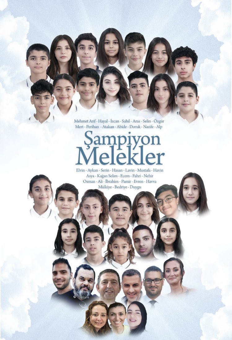 MineSeymenli's tweet photo. Her acı özeldir 
Gelip geçmez hemen geçemez 
Ağladıkça azalmaz 
Akıp gitmez gözyaşlarıyla 
Bulaşmaz elini sürünce yüzüne 
Ama acısı yüreğine bulaşır insanın yakar kavurur hele acı, evlat acısıysa.
Evlat sevgisi de acısı gibidir karşılıksız, derin ve koşulsuz.
#isiasortakdavamız https://t.co/RnG0sFuNiZ